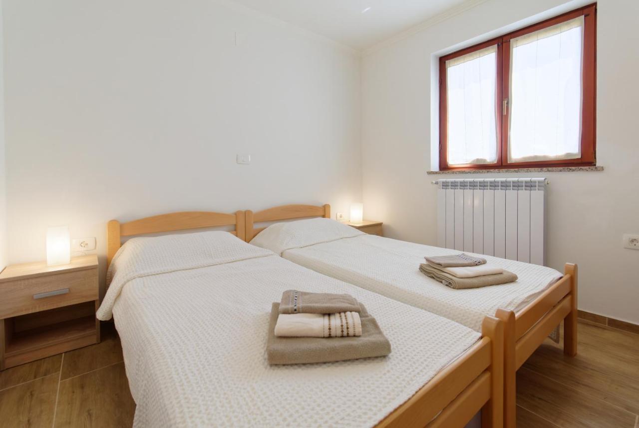 Apartments Belvedere By Rent Istria Plovanija ภายนอก รูปภาพ