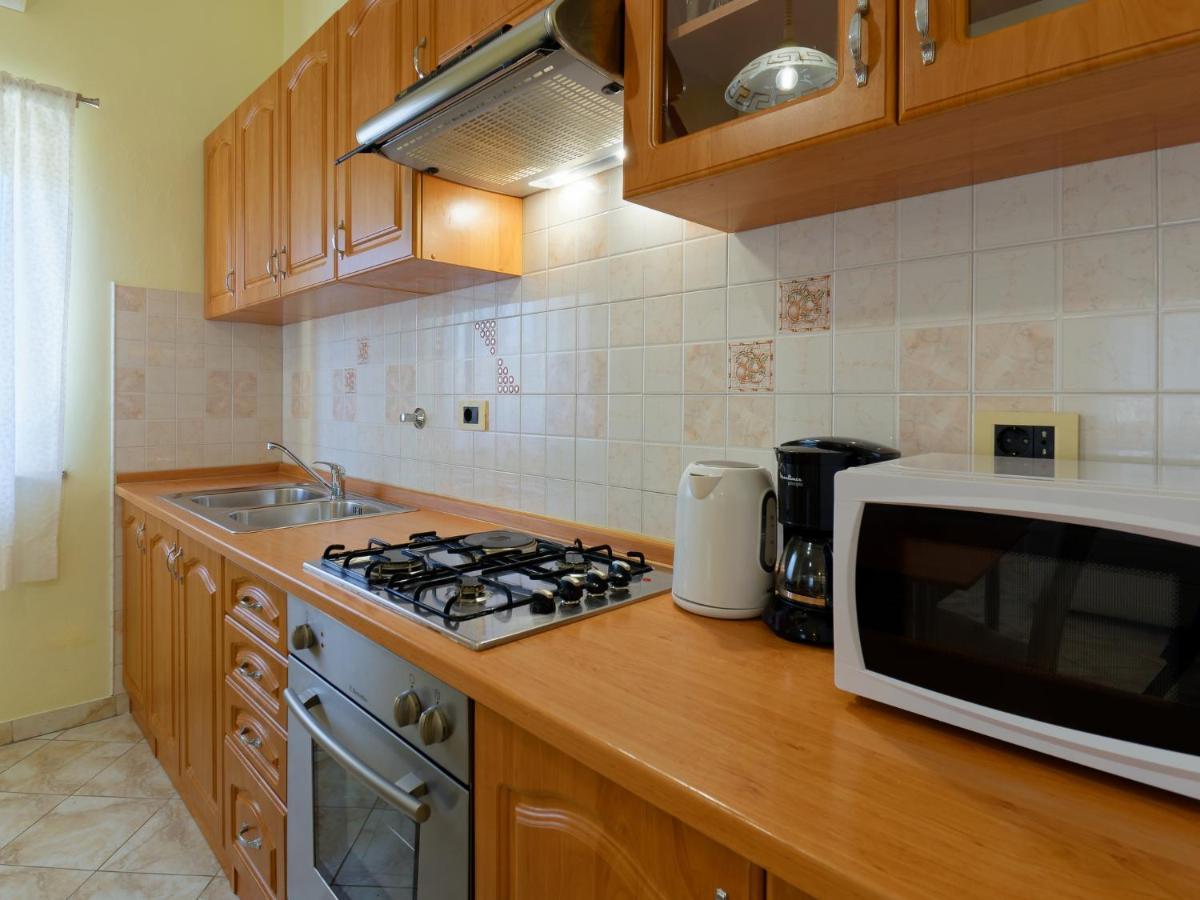 Apartments Belvedere By Rent Istria Plovanija ภายนอก รูปภาพ