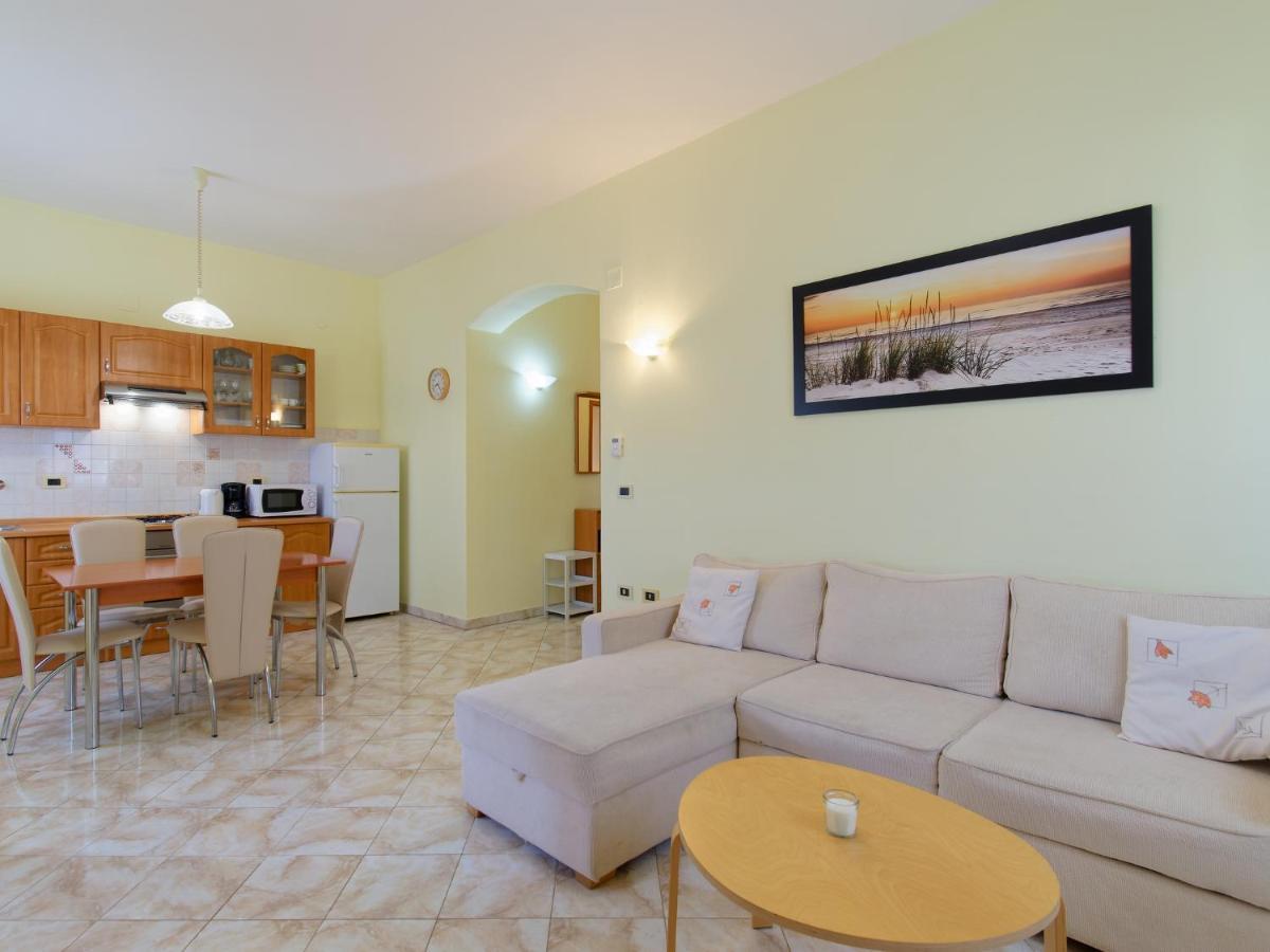 Apartments Belvedere By Rent Istria Plovanija ภายนอก รูปภาพ